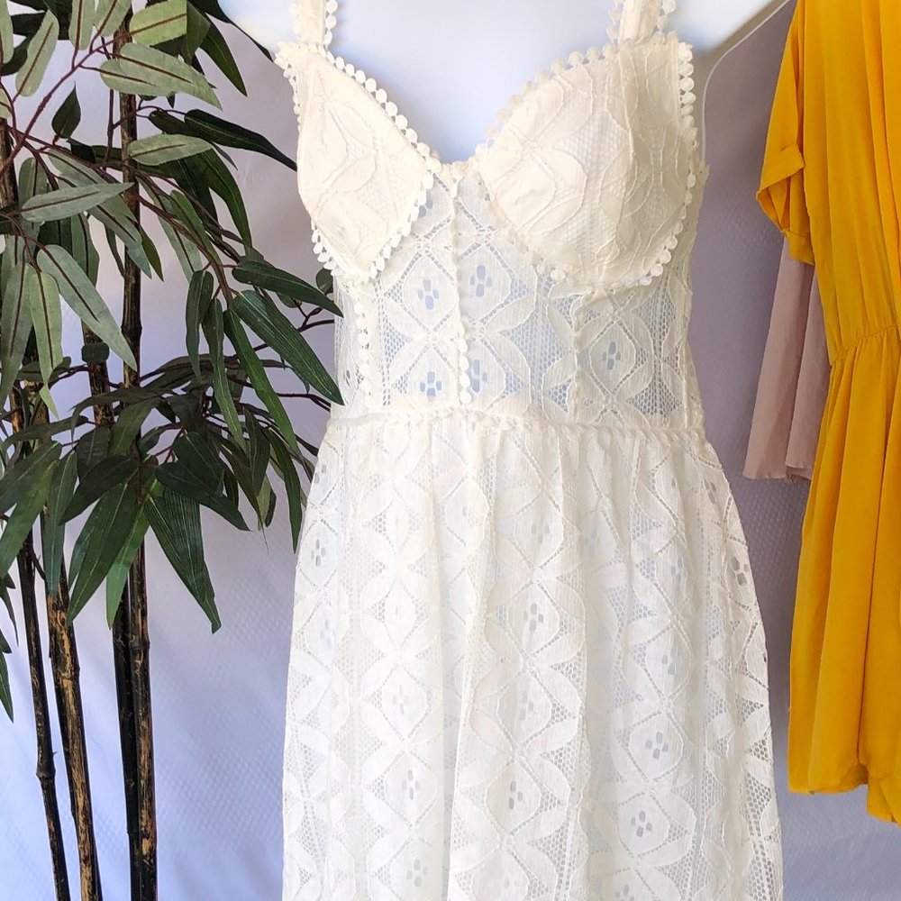 Soft Luxe Glam Lace Mini - Picture 5 of 5